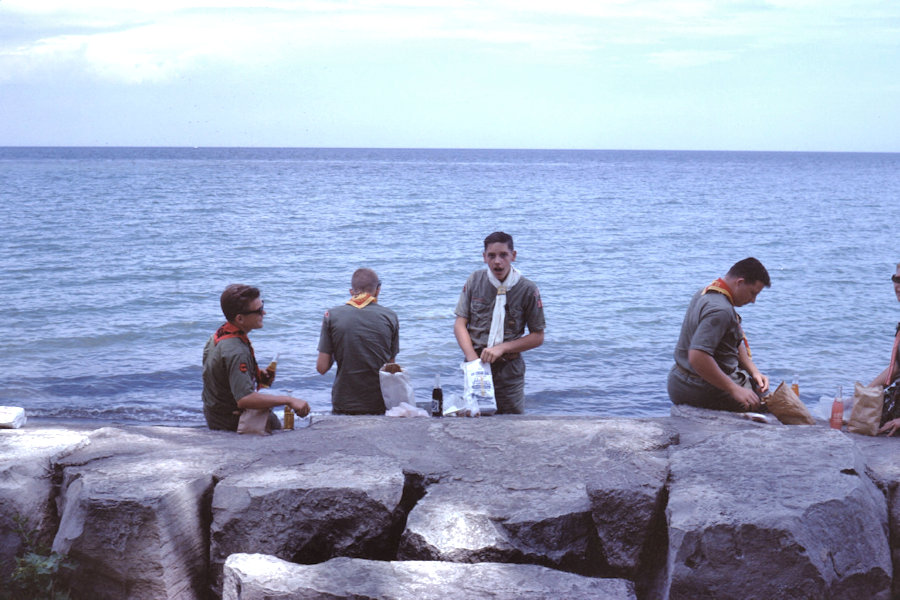 Lunch en Route Scene from Tinnerman trip 1963
